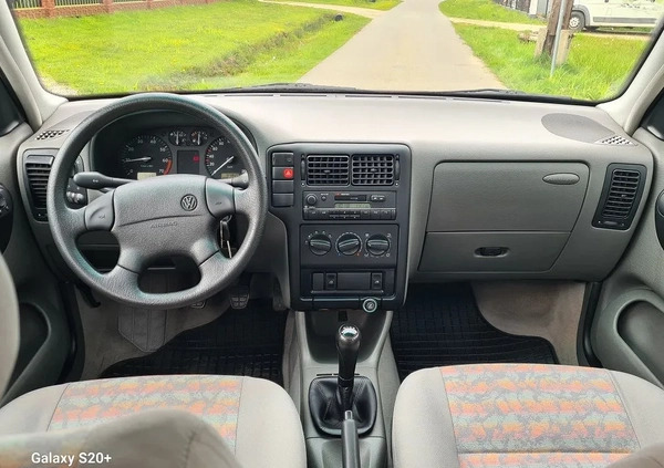 Volkswagen Polo cena 9900 przebieg: 54000, rok produkcji 1998 z Szadek małe 326